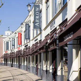 Batavia Stad fashion outlet Lelystad luxury shopping tour chauffeur